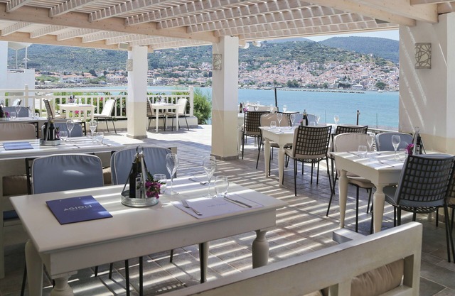 Skopelos Village Hotel