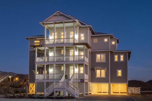 Skydance 10 Bedroom Oceanfront Home at Hatteras Island Reserve