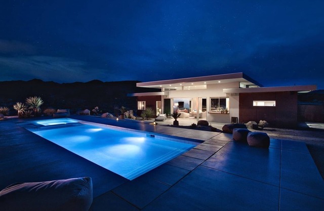 Villa arquitectónica con piscina en finca privada en Joshua Tree