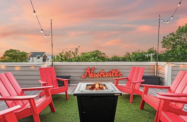 Skyline Views & Rooftop Vibes: Fire Pit, Games