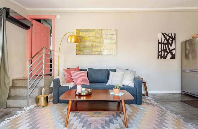 Sleek and Stylish Modern 1BR Apt w/ Gated Parking