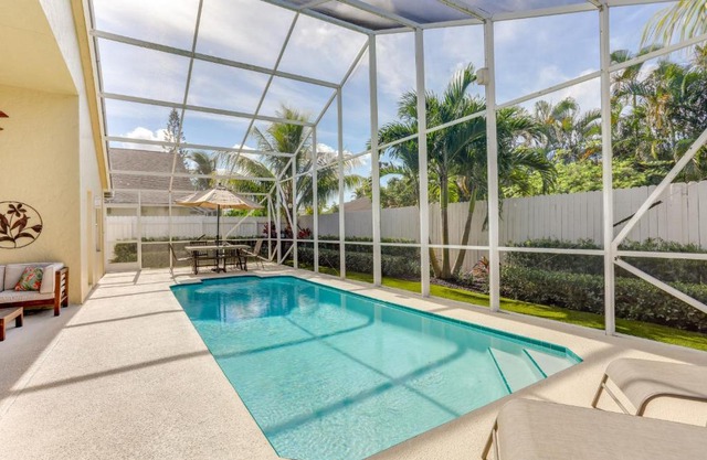 Sleek Jupiter Retreat with Lanai and Pool!