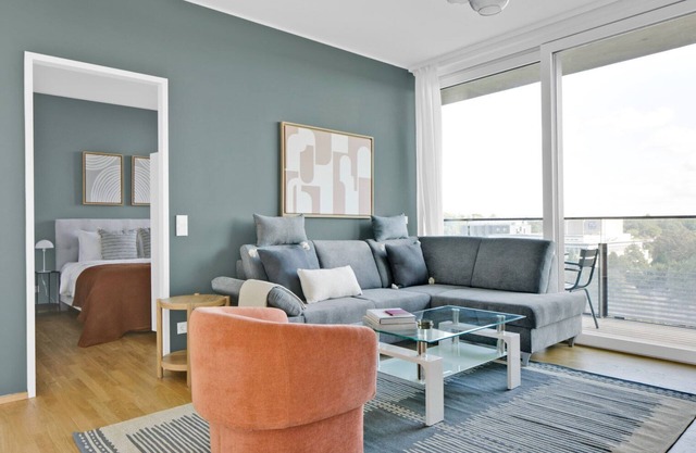 Sleek Landstraße 1BR w/ Elevator & Rooftop Pool, near U3, by Blueground