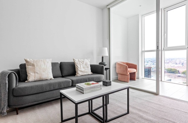 Sleek Nine Elms 1BR w/ Gym & Roof, nr Bars & Shops, by Blueground