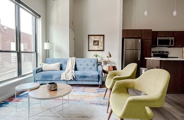 Sleepover: Breathtaking 1BD/1BA - Downtown Des Moines