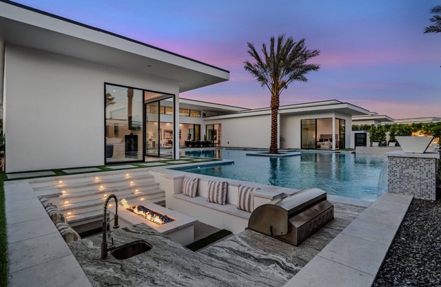 Sleeps 17 | 6B Retreat w/ Pool, Pickleball & Putting Green | Bravo Villa #3