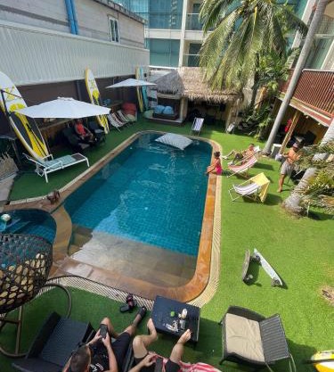 Smokers Resort
