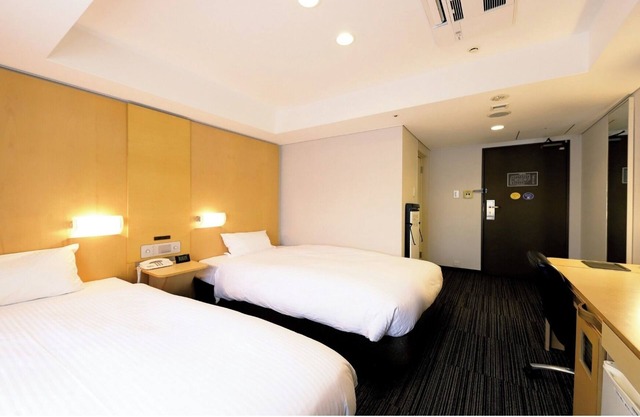 Smoking Twin Room Room only Smile Value Stay P / Osaka Ōsaka
