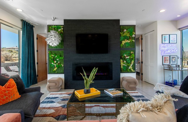 SO GORGEOUS! Luxurious Home w/HOT Tub & Views!!!