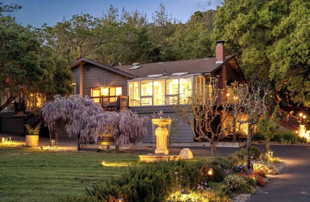 Exclusivo Sonoma Wine Country Getaway Estate