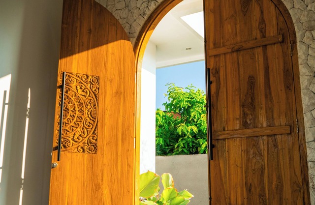 Soothing villa with AC in charming Badung