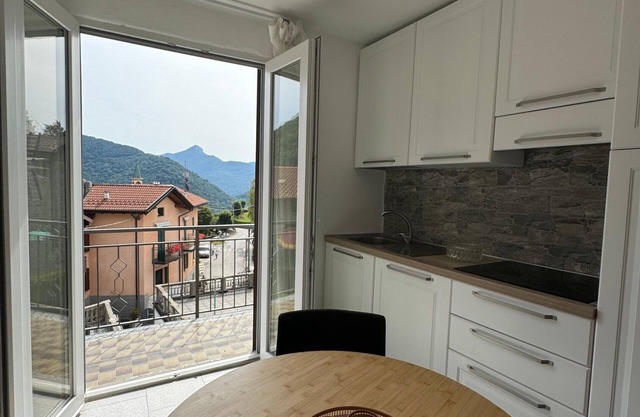 Sormano 2 Apartment - THE V Collection