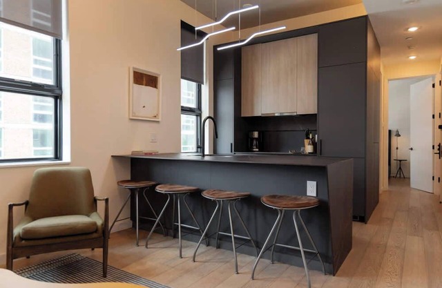 Sosuite | 1BR Apt w Roof Deck, Gym, Laundry
