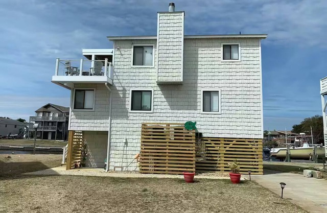 Casa de lujo frente al mar con cocina gourmet del chef y relajantes puestas de sol