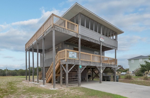 South Nags Head Home with Ocean and Sound Views