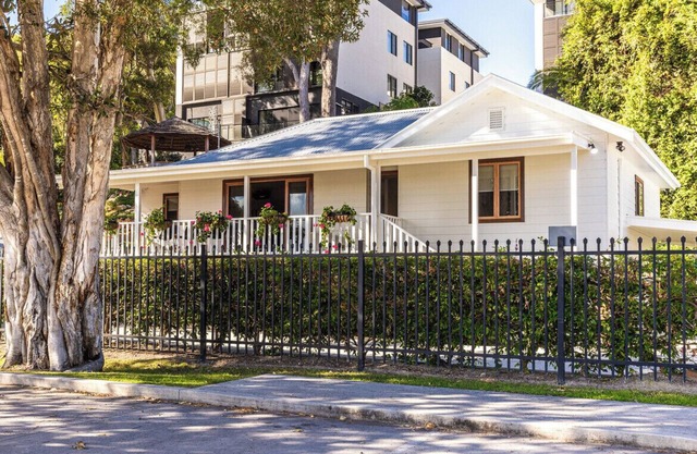 South West Rocks Waterfront Cottage