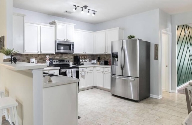 *Newly Renovated* Southern Charm ⭐️