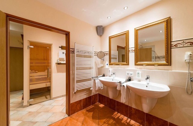 Suite "Wine Cabinet" Rosenburg - Hotel Zeltinger Hof