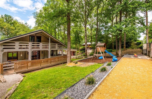 Amplio chalet en las Ardenas con sauna y bañera de burbujas