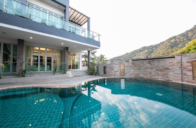 Amplio apartamento de 2 dormitorios con cocina en Kata con piscina y vistas a la montaña