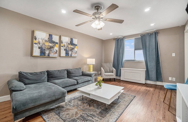 Spacious 2-Bedroom Downtown Atlanta Condo with Free Parking AC, and Wi-Fi- 2003
