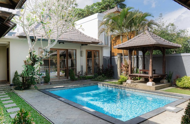 Spacious 2-bedroom Family Villas in Kerobokan, Bali