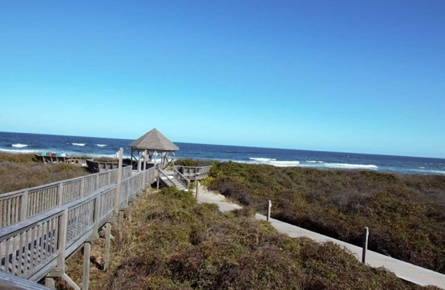 Amplia suite de 2 dormitorios en el resort frente al mar, Barrier Island Station Resort