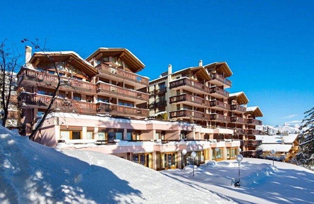 Spacious 2BR with Panoramic Views overlooking Rhone Valley