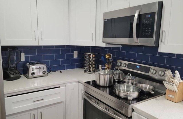 Spacious 4 Bedroom with Beautiful Master Suite