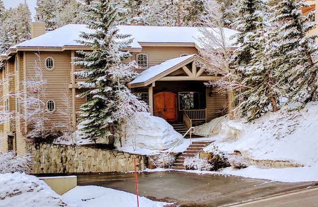 Pasos para llegar a los ascensores Canyon Lodge❆3800 pies cuadradosPrivate Jacuzzi y sauna❆ Garaje / armario