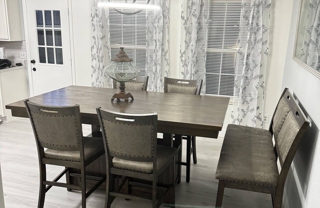 Spacious and Spotless Townhouse in Englewood, Close to DTC & Denver