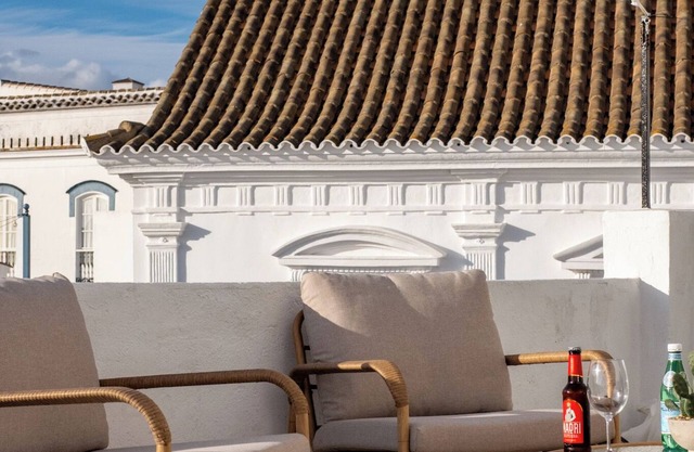 Amplio apartamento con terraza y vistas a la bahia