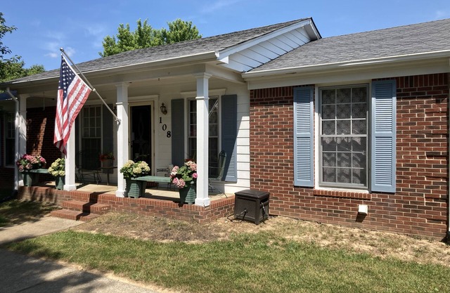 Spacious Apartment Minutes To Nashville Pet Friendly