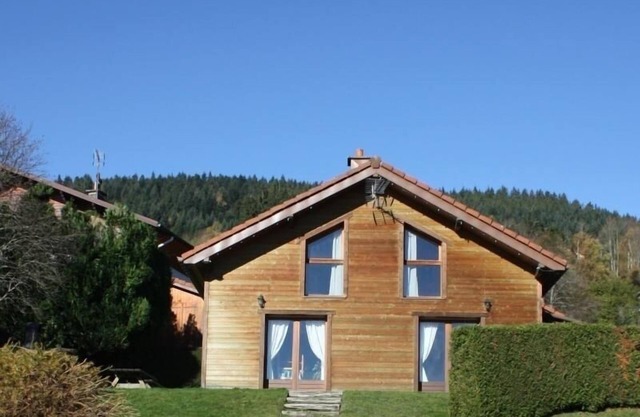 Amplio chalet en Gérardmer con terraza y equipamiento familiar