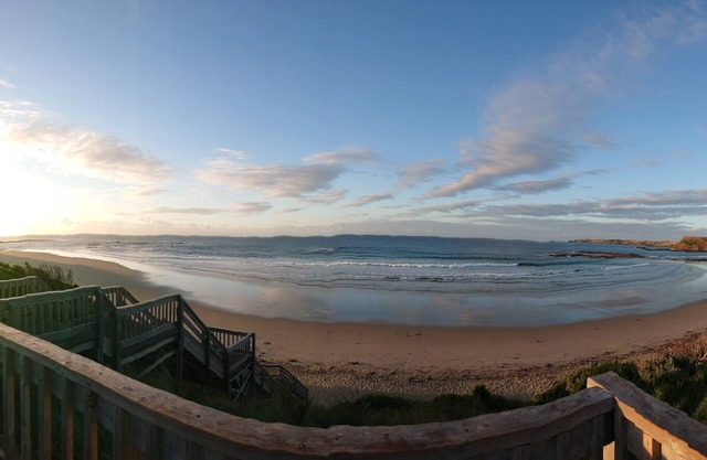Spacious disability-friendly respite property only minutes from Smiths Beach!