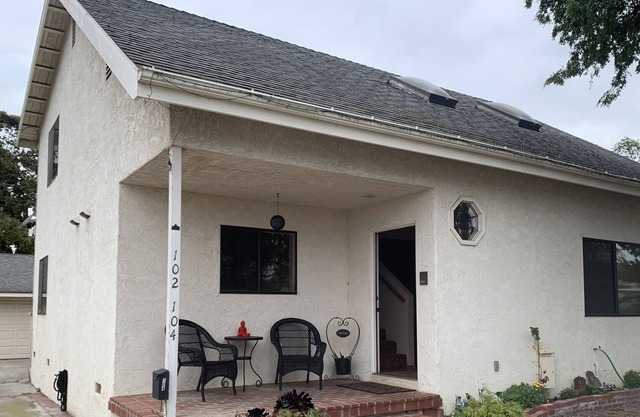 Furnished Spacious Two Story Home: 3 Bedrooms/3 Bathrooms Old Town Camarillo, CA