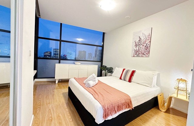 Spacious Family-Sized 2BR Apt Near Crown Casino + CarPark on Site