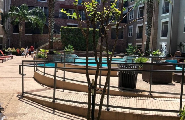 Spacious Furnished Apartment by NRG Stadium