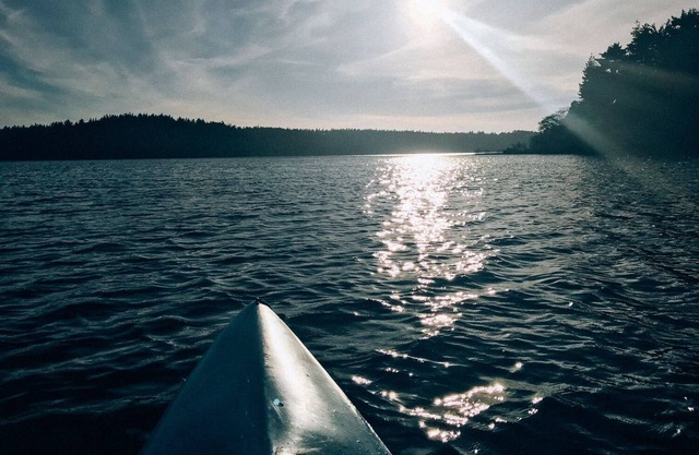 Lakefront Home en Floras Lake - Muelle privado / kayaks - ESPECIAL DE INVIERNO- $ 600/3 días