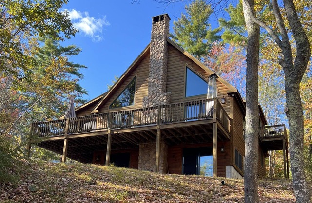 Spacious Lakefront Log Home for Family Fun & Relaxation- deck, firepit, gameroom