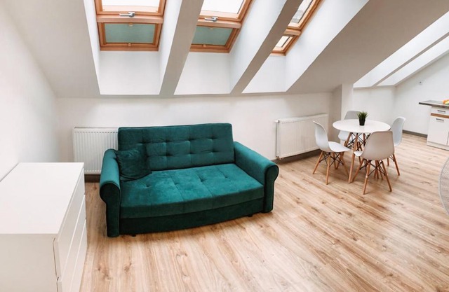 Spacious loft 10