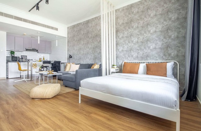Cozy Spacious Studio in Lake Apartments - Sleeps 3