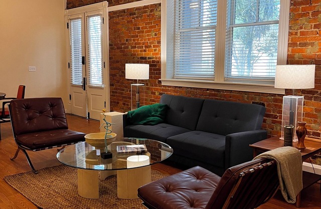 Spacious Stylish One Bedroom Apartment