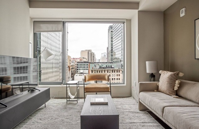 Spacious Theatre District 2BR w/ Gym & W/D, near Boylston T, by Blueground