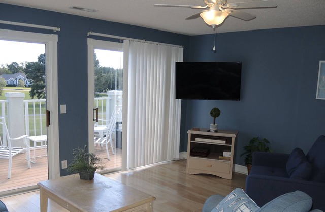 Unidad espaciosa, cocina completa, 2 dormitorios, 2 baños, complejo de golf, cerca de la playa en Calabash, NC (208)