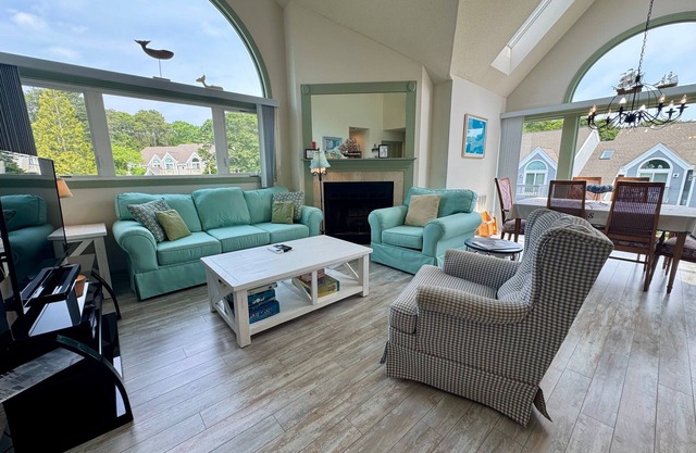 Ocean Edge Upper Level with King bed, 4 A/Cs, Golf & Pool (fees Apply) - EN0279