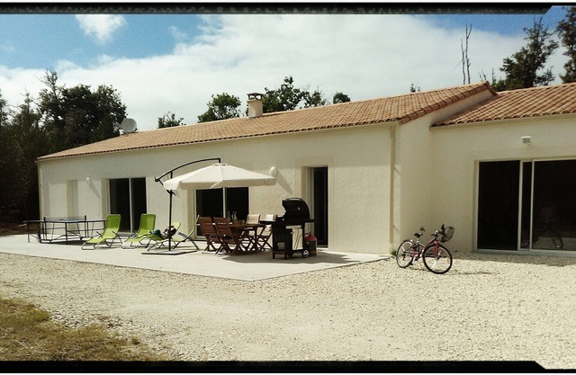 Amplia villa de vacaciones de pie Les Mathes La Palmyre