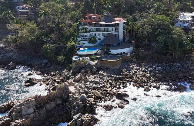 Spacious villa in enchanting Puerto Vallarta