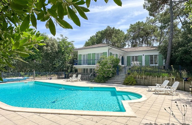 Villa Con Piscina, Cerca de la Playa, 6 Habitaciones, Jardín, Para 15 Personas - La Palmyre