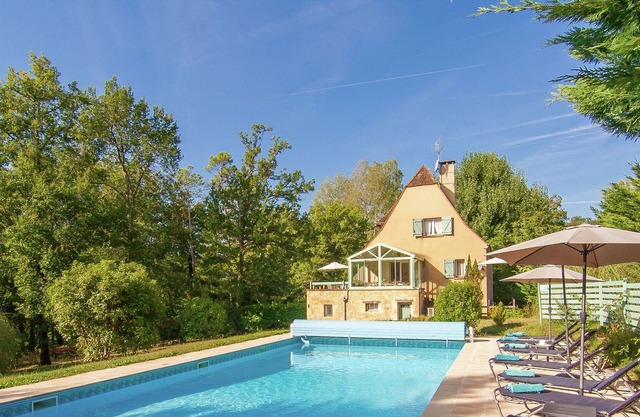 Hermosa villa en Masclat Francia con piscina privada